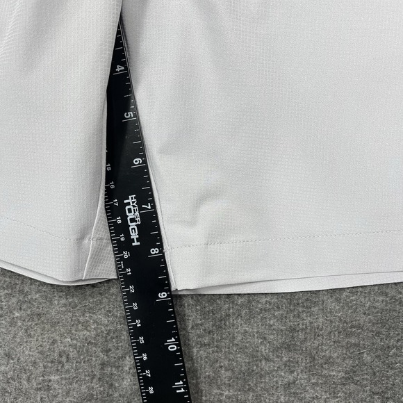 Travis Mathew Wanderlust Golf Shorts Mens 33 Gray Performance 9" Inseam - Picture 7 of 15